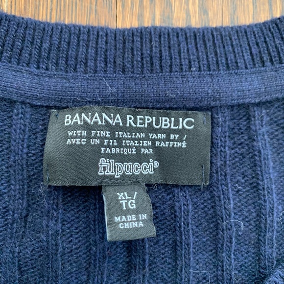 Banana Republic Women’s Sweater - Picture 2 of 2